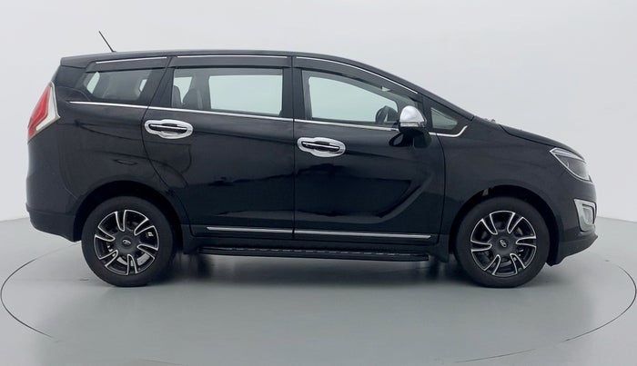 2020 Mahindra MARAZZO M 6 + 7 STR, Diesel, Manual, 10,653 km, Right Side View