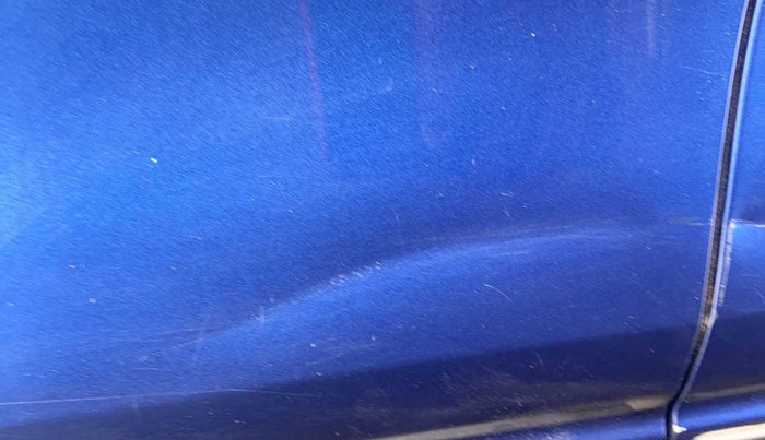 2018 Renault Kwid CLIMBER 1.0 AT, Petrol, Automatic, 37,166 km, Front passenger door - Slightly dented