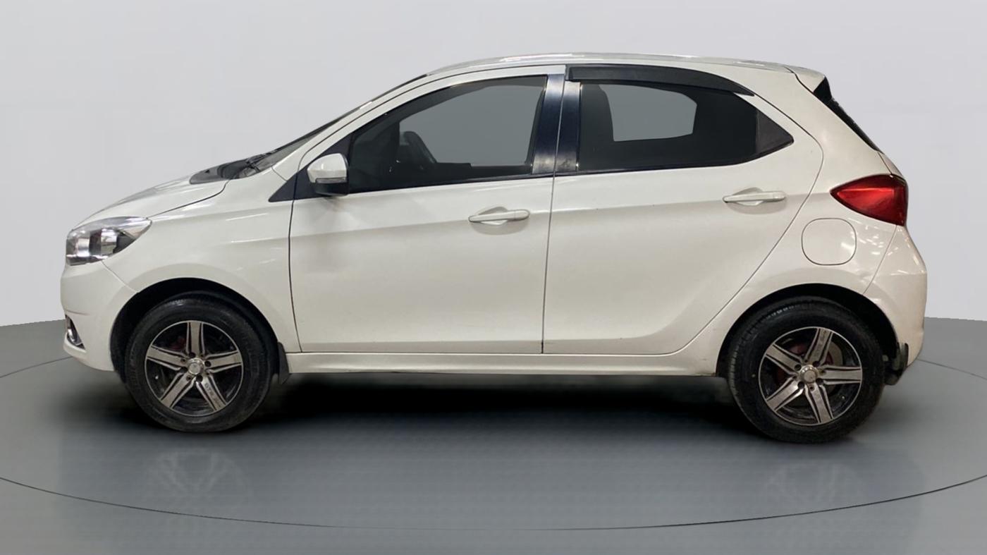 2018 Tata Tiago XZ 1.2 REVOTRON, Petrol, Manual, 54,755 km, Left Side