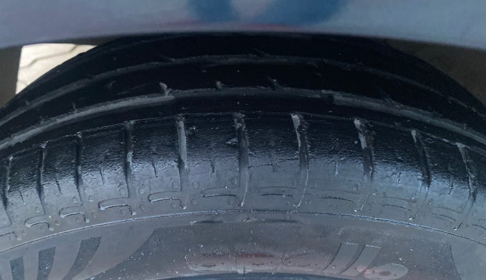 2022 Hyundai GRAND I10 NIOS MAGNA 1.2 KAPPA VTVT, Petrol, Manual, 72,107 km, Left Front Tyre Tread