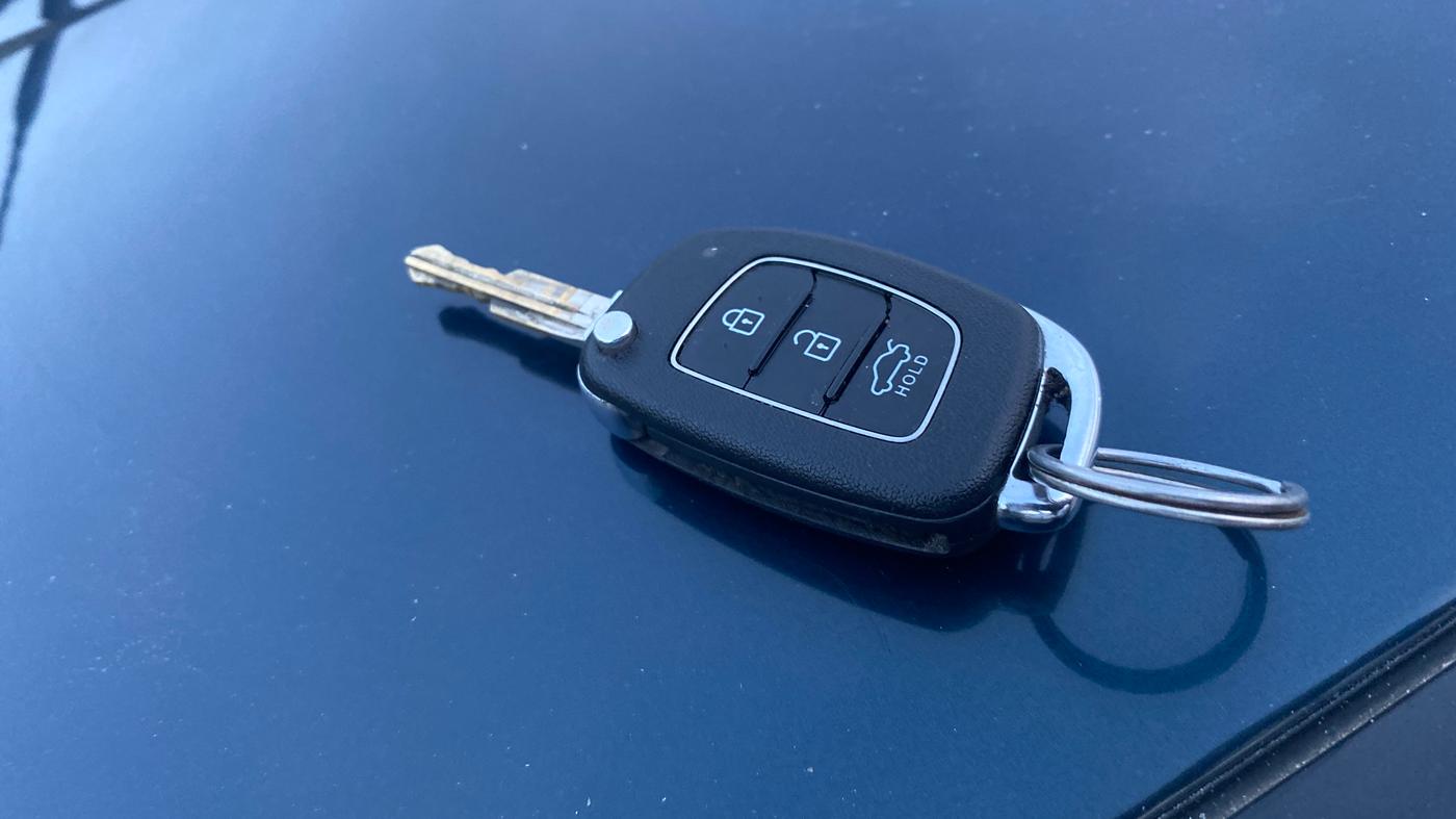 2022 Hyundai GRAND I10 NIOS MAGNA 1.2 KAPPA VTVT, Petrol, Manual, 72,135 km, Key Close Up