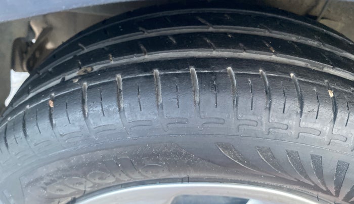 2022 Hyundai GRAND I10 NIOS MAGNA 1.2 KAPPA VTVT, Petrol, Manual, 72,107 km, Right Rear Tyre Tread