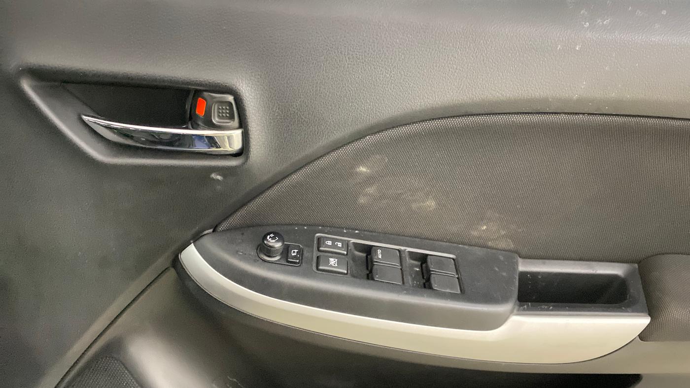 2017 Maruti Baleno DELTA PETROL 1.2, Petrol, Manual, 11,515 km, Driver Side Door Panels Control