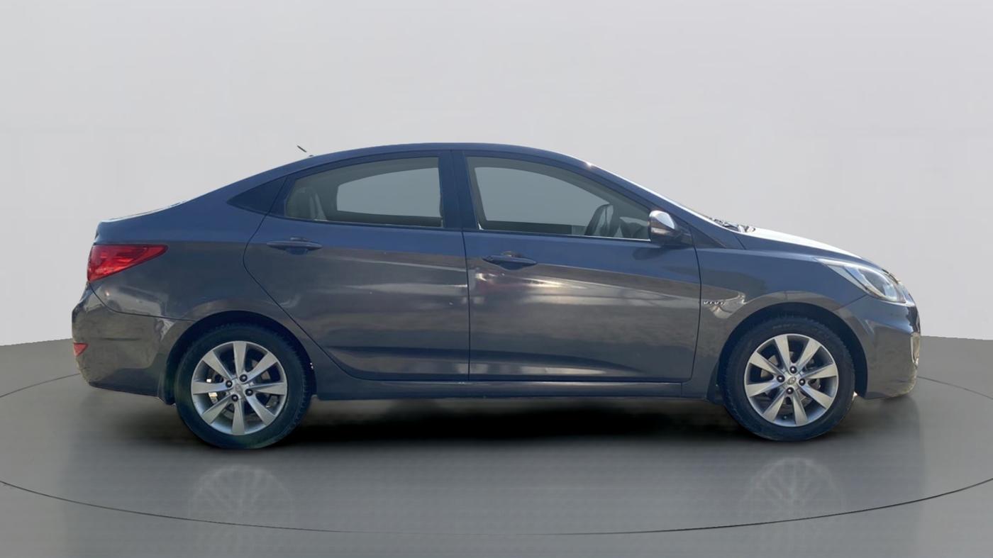 2013 Hyundai Verna FLUIDIC 1.6 VTVT SX, Petrol, Manual, 87,235 km, Right Side View