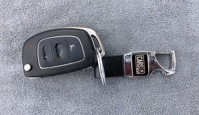 2012 Hyundai i20 MAGNA O 1.2, CNG, Manual, 88,005 km, Key Close Up