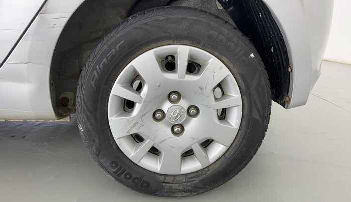 2012 Hyundai i20 MAGNA O 1.2, CNG, Manual, 88,005 km, Left Rear Wheel