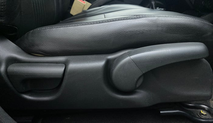 2016 Honda Jazz 1.2L I-VTEC SV, Petrol, Manual, 51,336 km, Driver Side Adjustment Panel