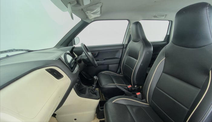 2019 Maruti New Wagon-R LXI CNG 1.0 L, CNG, Manual, 44,084 km, Right Side Front Door Cabin