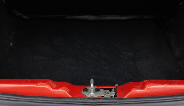2020 Tata Tiago XZA+ DUAL TONE 1.2RTN, Petrol, Automatic, 28,971 km, Boot Inside