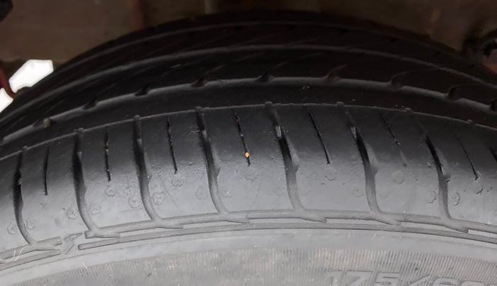 2020 Tata Tiago XZA+ DUAL TONE 1.2RTN, Petrol, Automatic, 28,971 km, Right Rear Tyre Tread