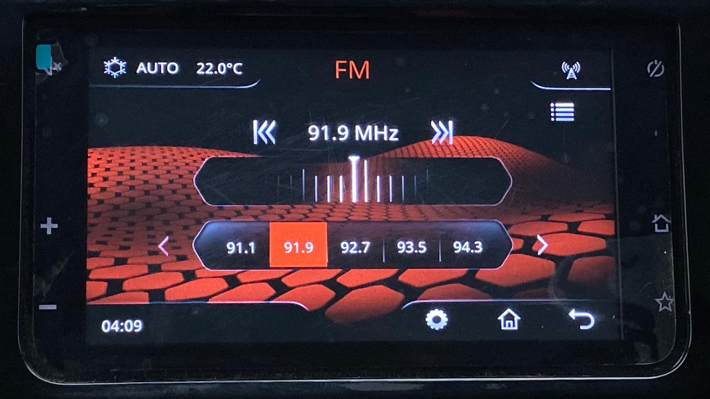 2020 Tata Tiago XZA+ DUAL TONE 1.2RTN, Petrol, Automatic, 28,971 km, Infotainment System