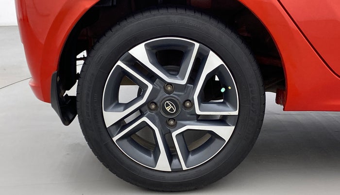 2020 Tata Tiago XZA+ DUAL TONE 1.2RTN, Petrol, Automatic, 28,971 km, Right Rear Wheel