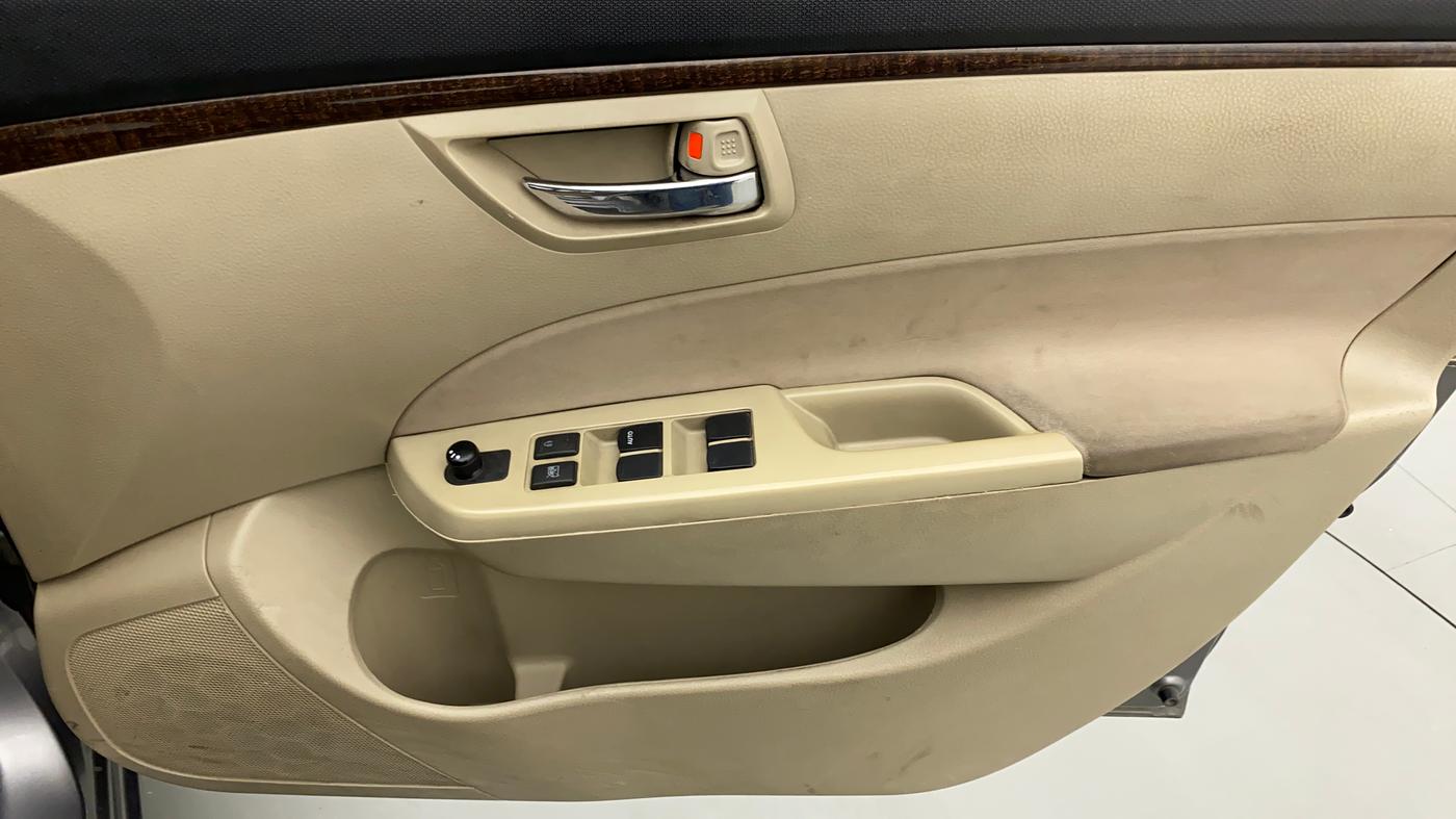 2014 Maruti Swift Dzire VXI, Petrol, Manual, 68,702 km, Driver Side Door Panels Control