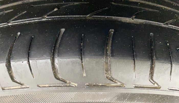 2019 Hyundai Xcent SX 1.2, Petrol, Manual, 66,944 km, Left Rear Tyre Tread