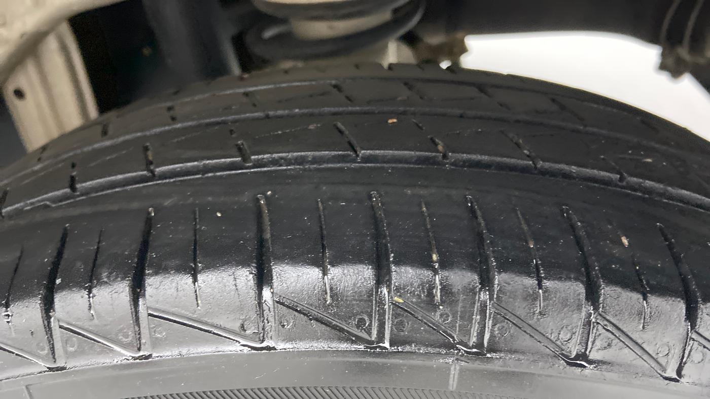2021 Maruti Alto VXI, Petrol, Manual, 30,657 km, Left Rear Tyre Tread