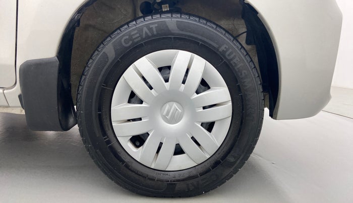 2021 Maruti Alto VXI, Petrol, Manual, 30,657 km, Right Front Wheel
