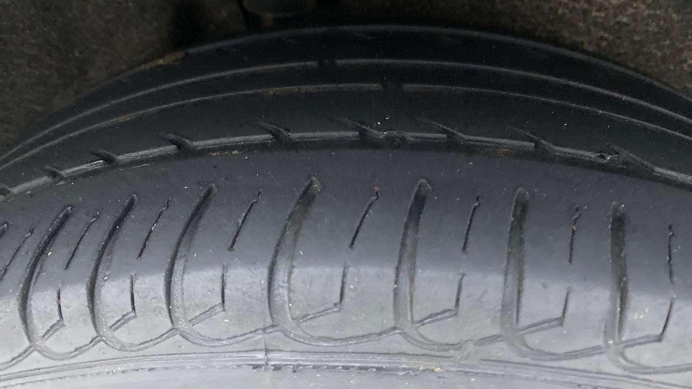 2019 Ford Ecosport 1.5 TITANIUM PLUS TI VCT AT, Petrol, Automatic, 70,719 km, Right Rear Tyre Tread