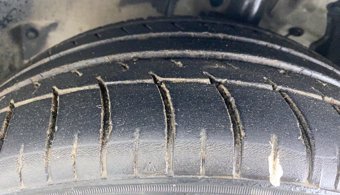 2019 Honda Civic 1.8L I-VTEC ZX CVT, Petrol, Automatic, 31,854 km, Left Front Tyre Tread