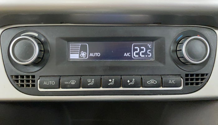 2016 Volkswagen Vento HIGHLINE 1.2 TSI AT, Petrol, Automatic, 73,673 km, Automatic Climate Control