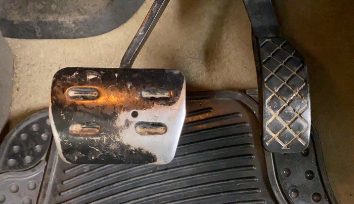 2016 Volkswagen Vento HIGHLINE 1.2 TSI AT, Petrol, Automatic, 73,673 km, Pedals