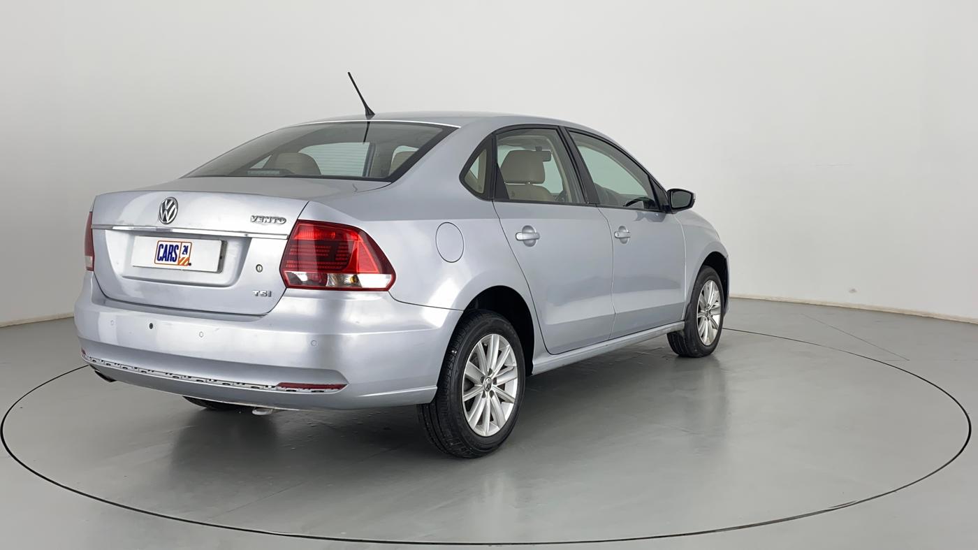 2016 Volkswagen Vento HIGHLINE 1.2 TSI AT, Petrol, Automatic, 73,673 km, Right Back Diagonal