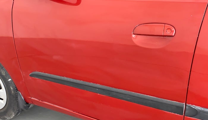 2011 Hyundai i10 MAGNA 1.2 KAPPA2, Petrol, Manual, 33,326 km, Front passenger door - Slightly dented