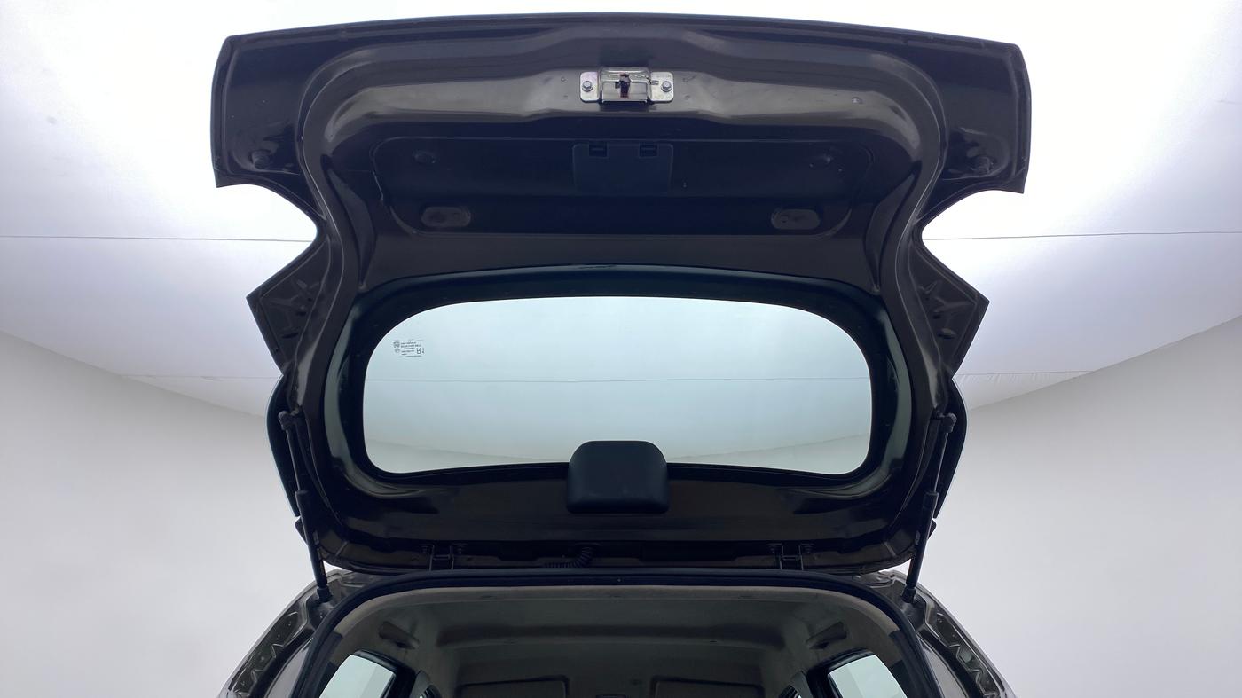 2021 Renault Kwid RXT, Petrol, Manual, 22,507 km, Boot Door Open