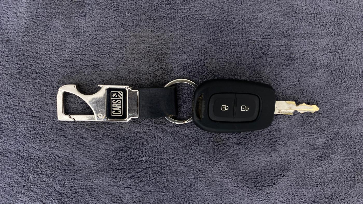 2021 Renault Kwid RXT, Petrol, Manual, 22,507 km, Key Close Up