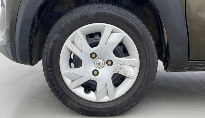 2021 Renault Kwid RXT, Petrol, Manual, 22,507 km, Left Front Wheel