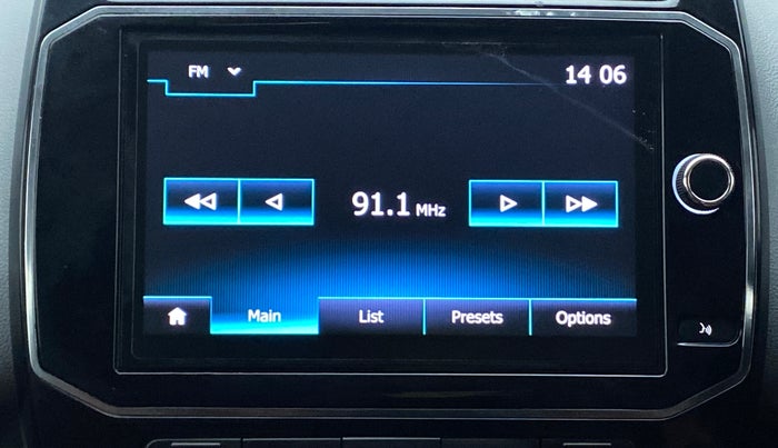 2021 Renault Kwid RXT, Petrol, Manual, 22,507 km, Infotainment System