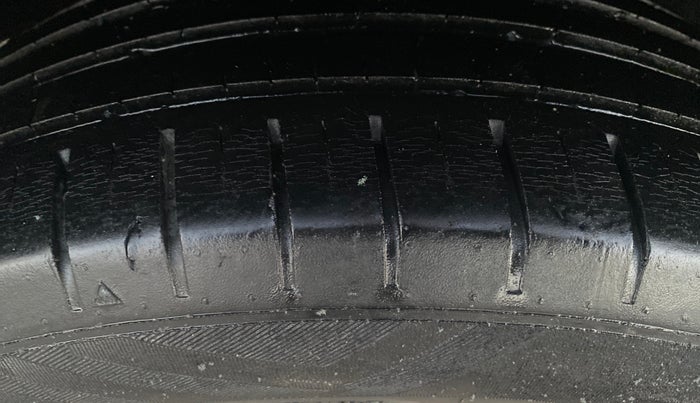 2021 Toyota Glanza G, Petrol, Manual, 35,512 km, Right Rear Tyre Tread