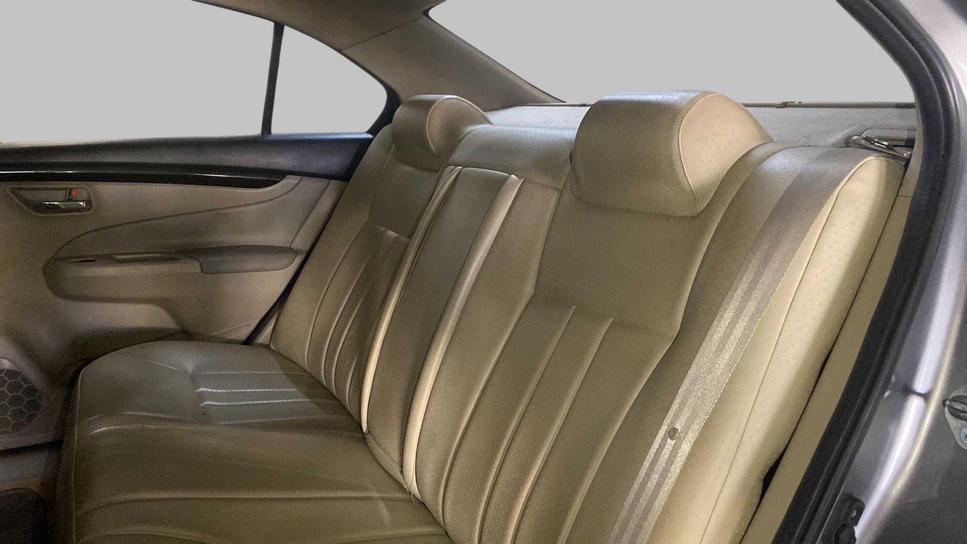 2015 Maruti Ciaz ZXI, Petrol, Manual, 24,565 km, Right Side Rear Door Cabin