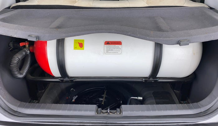 2021 Hyundai GRAND I10 NIOS SPORTZ 1.2 KAPPA VTVT CNG, CNG, Manual, 25,217 km, Boot Inside
