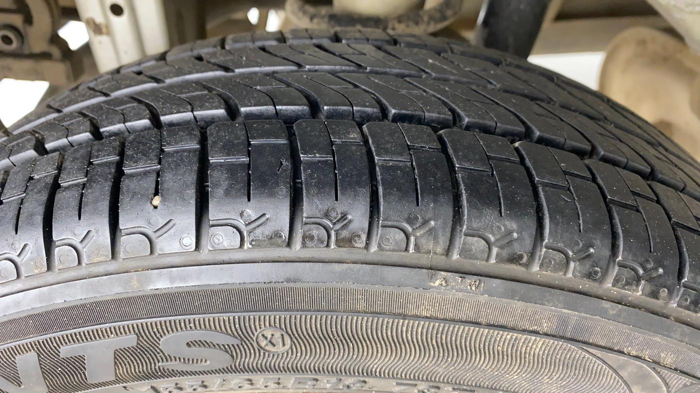 2019 Maruti Alto K10 LXI CNG, CNG, Manual, 65,329 km, Right Rear Tyre Tread