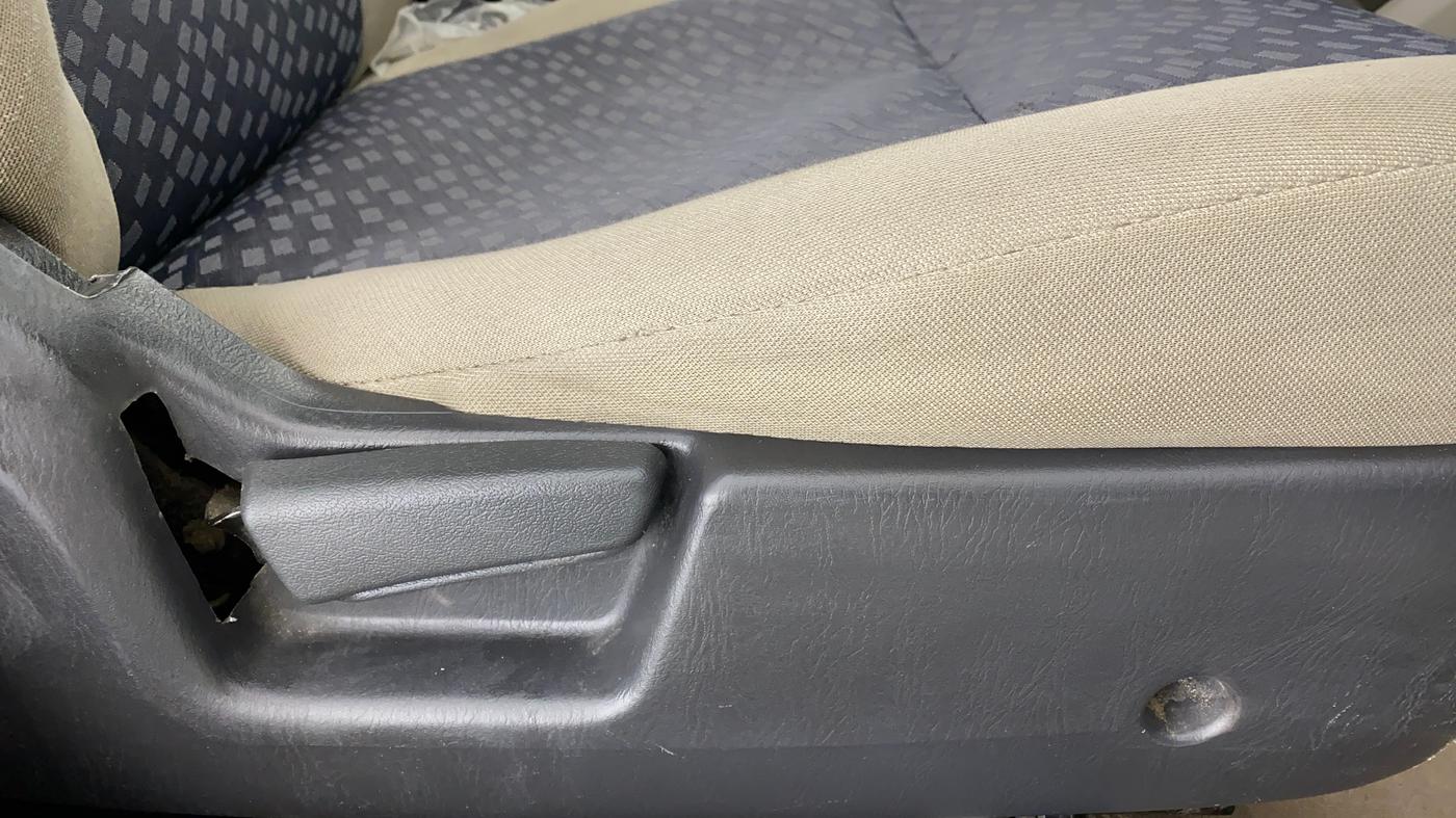 2019 Maruti Alto K10 LXI CNG, CNG, Manual, 65,329 km, Driver Side Adjustment Panel