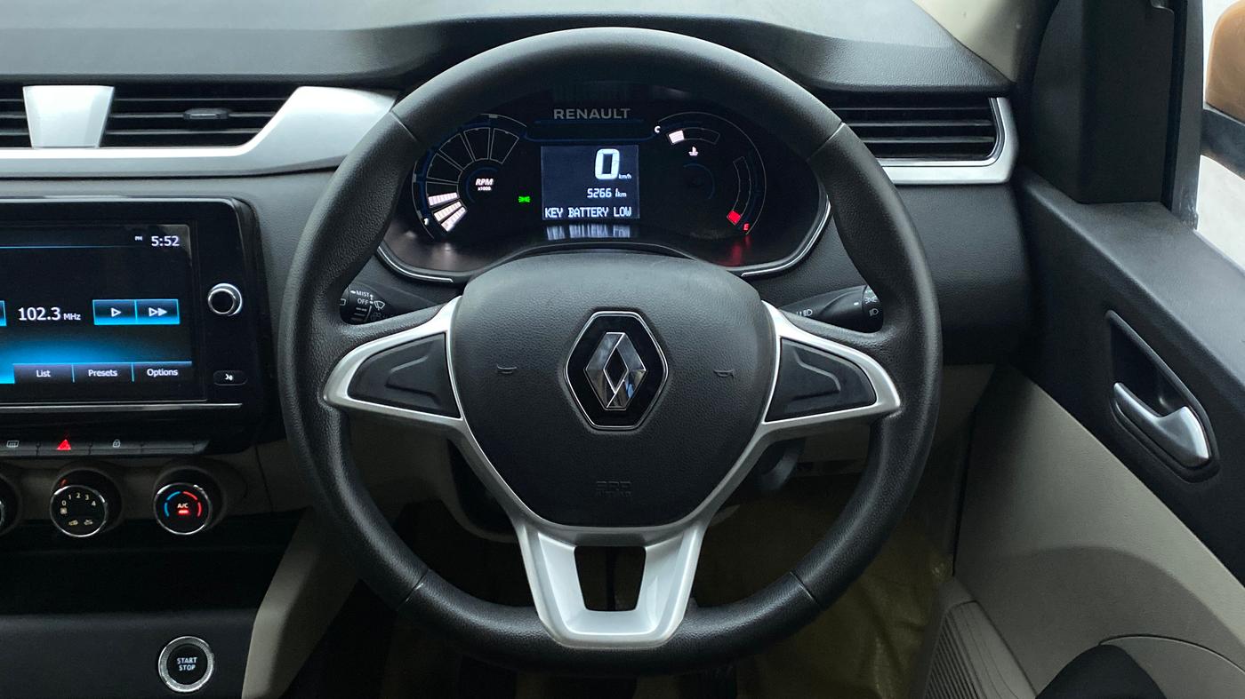 2019 Renault TRIBER 1.0 RXZ, Petrol, Manual, 52,695 km, Steering Wheel Close Up