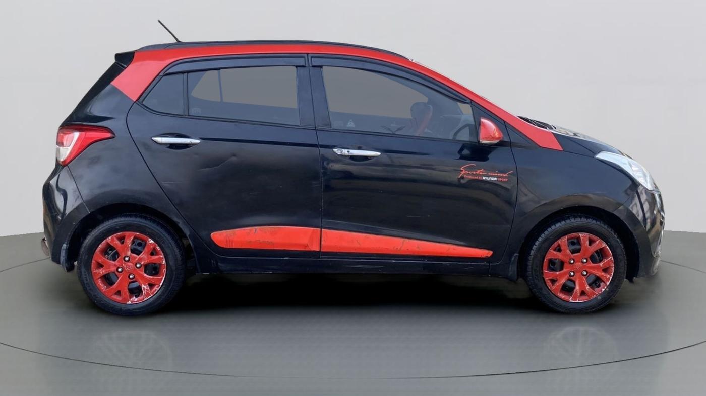 2014 Hyundai Grand i10 SPORTZ 1.2 KAPPA VTVT, Petrol, Manual, 28,066 km, Right Side View