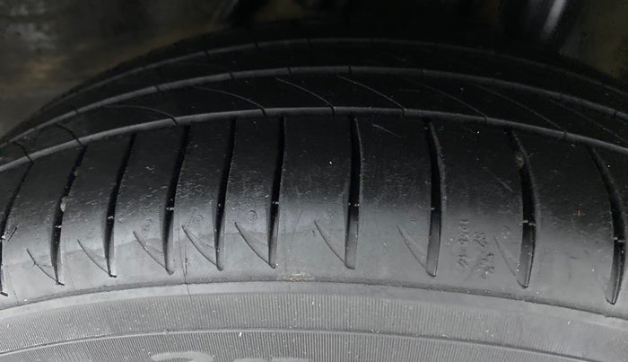 2016 Honda BR-V 1.5L I-VTEC S, Petrol, Manual, 46,226 km, Left Rear Tyre Tread