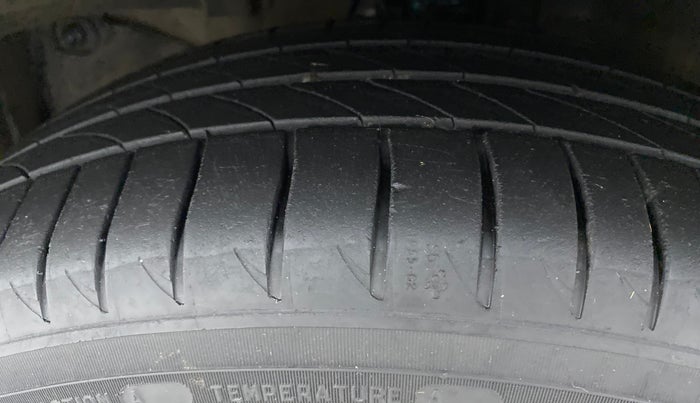 2016 Honda BR-V 1.5L I-VTEC S, Petrol, Manual, 46,226 km, Left Front Tyre Tread