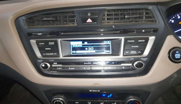 2015 Hyundai Elite i20 ASTA 1.2, Petrol, Manual, 79,250 km, AC Unit - Front vent has minor damage