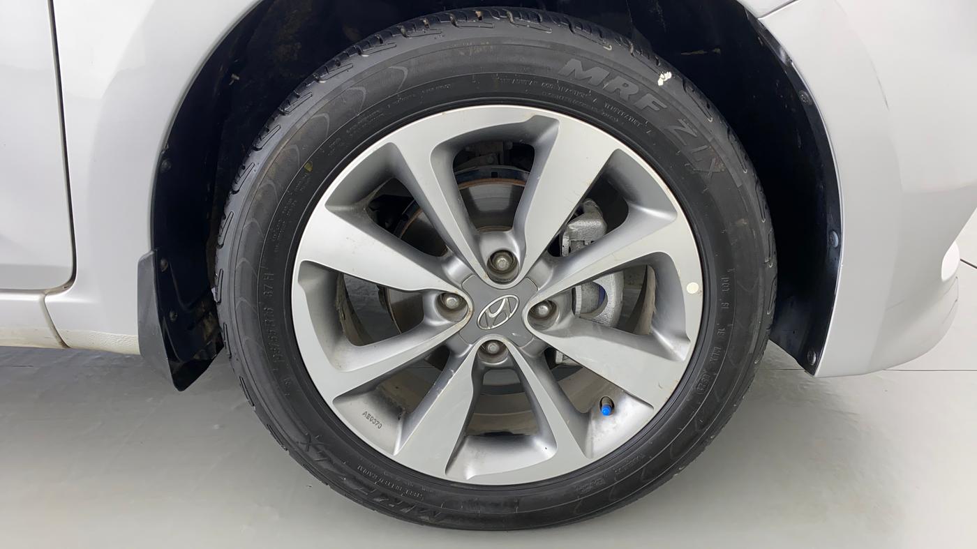 2015 Hyundai Elite i20 ASTA 1.2 (O), Petrol, Manual, 72,417 km, Right Front Wheel