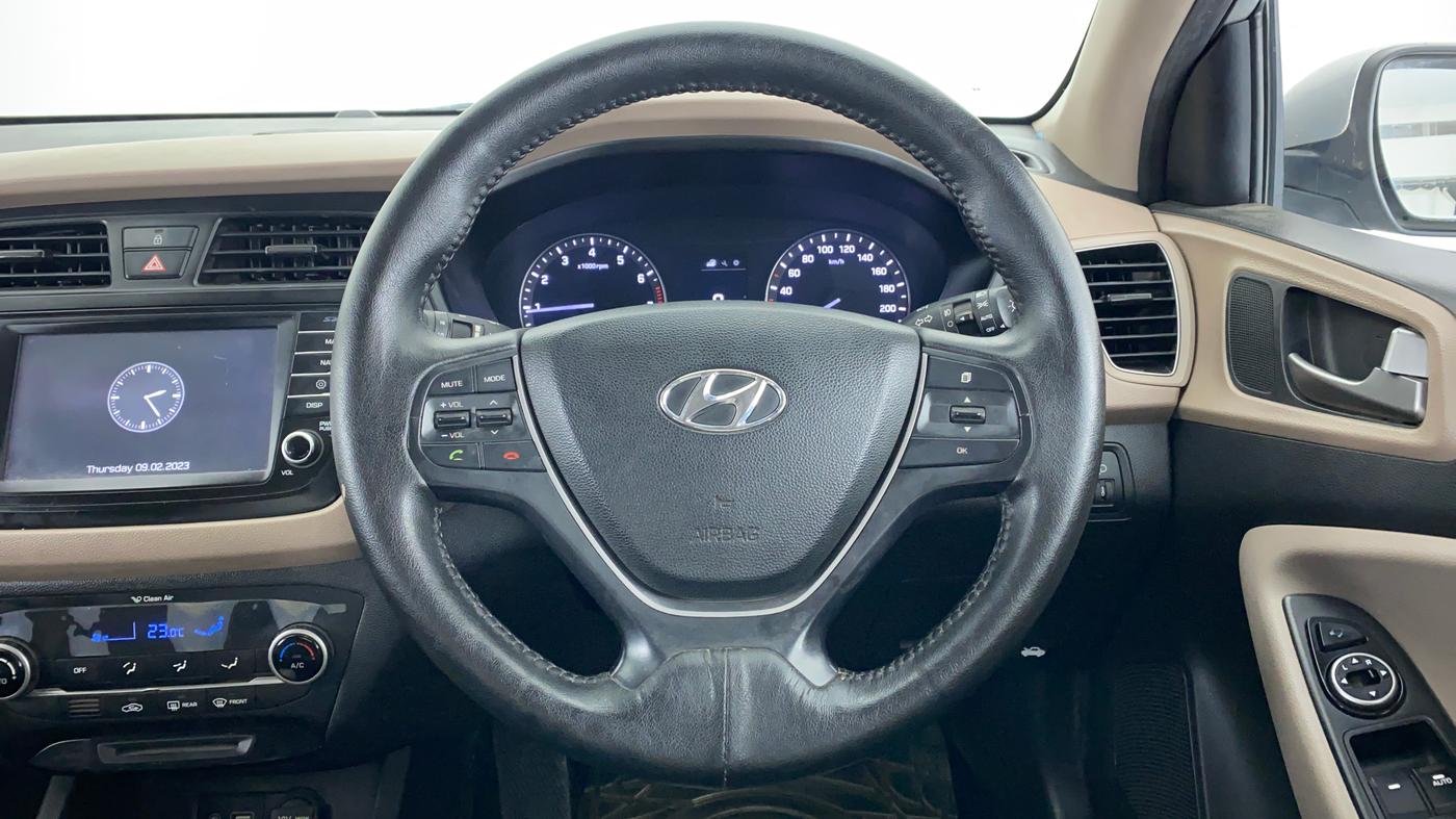 2015 Hyundai Elite i20 ASTA 1.2 (O), Petrol, Manual, 72,417 km, Steering Wheel Close Up