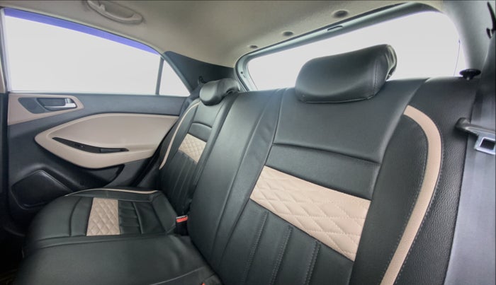 2015 Hyundai Elite i20 ASTA 1.2 (O), Petrol, Manual, 72,417 km, Right Side Rear Door Cabin