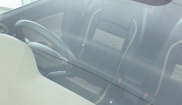 2015 Hyundai Elite i20 ASTA 1.2 (O), Petrol, Manual, 72,417 km, Front windshield - Minor spot on windshield