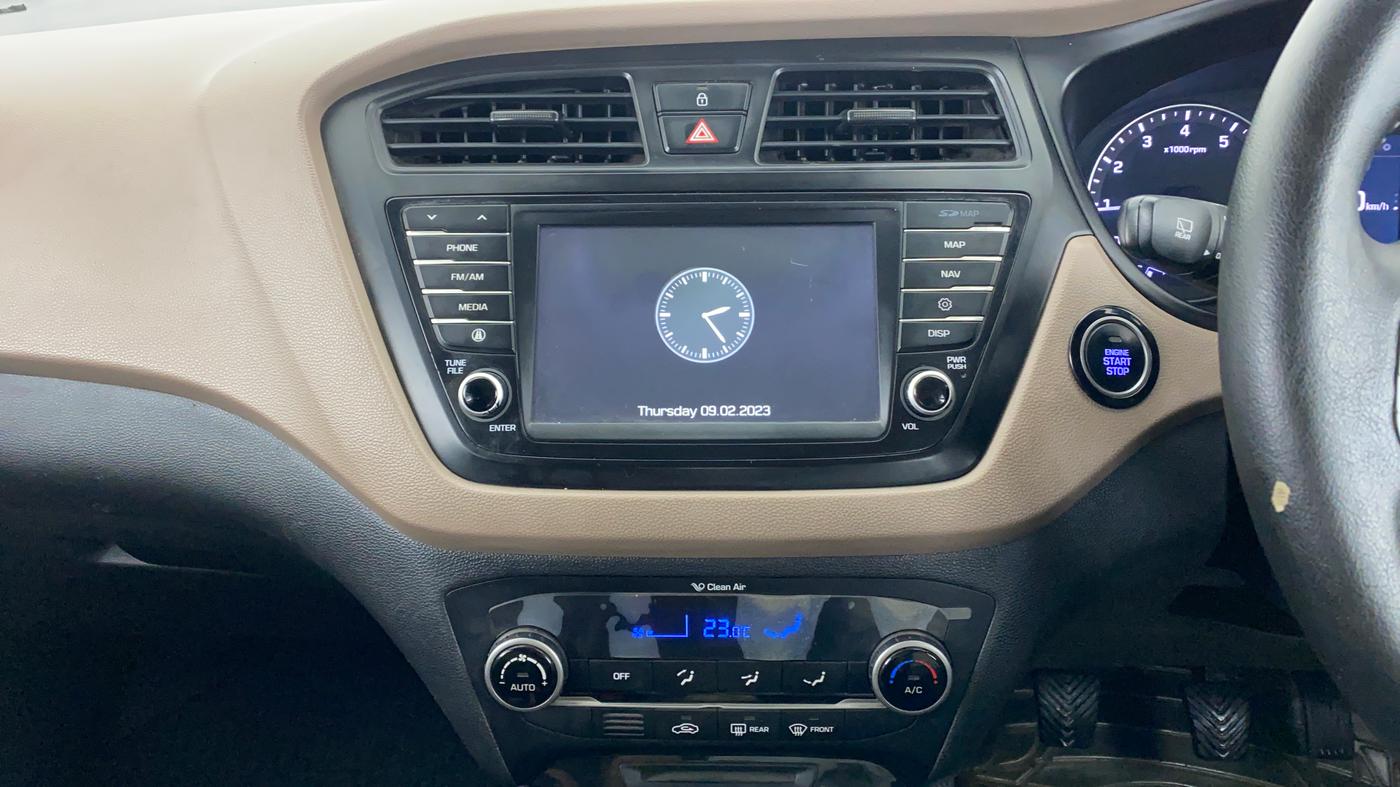2015 Hyundai Elite i20 ASTA 1.2 (O), Petrol, Manual, 72,417 km, Air Conditioner