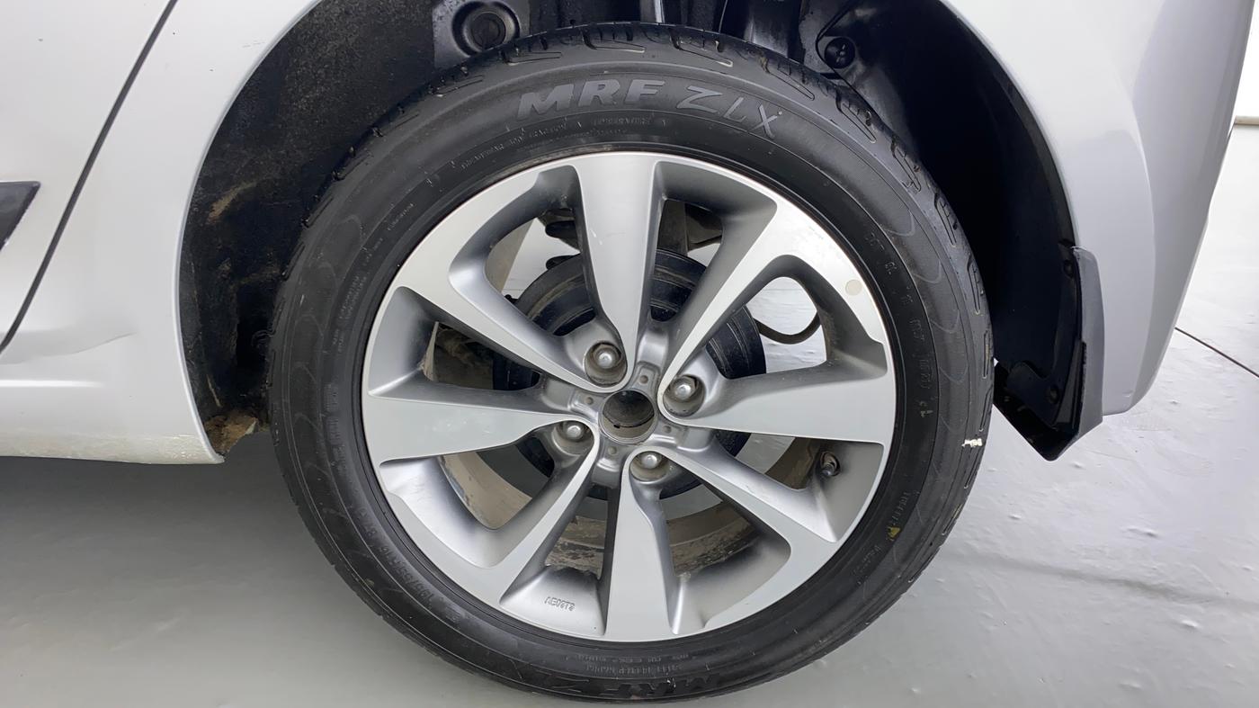 2015 Hyundai Elite i20 ASTA 1.2 (O), Petrol, Manual, 72,417 km, Left Rear Wheel