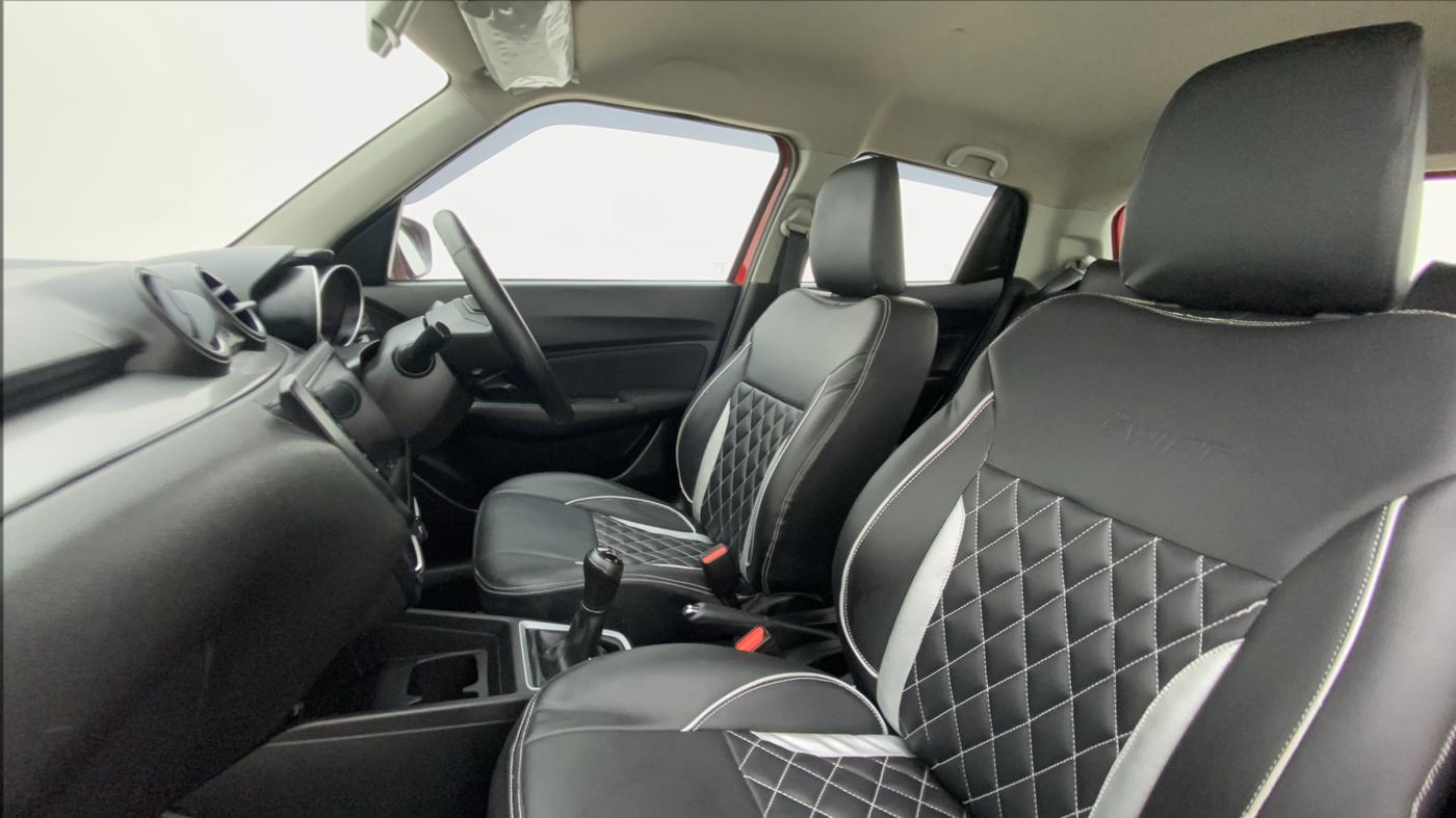 2020 Maruti Swift VXI, Petrol, Manual, 17,816 km, Right Side Front Door Cabin