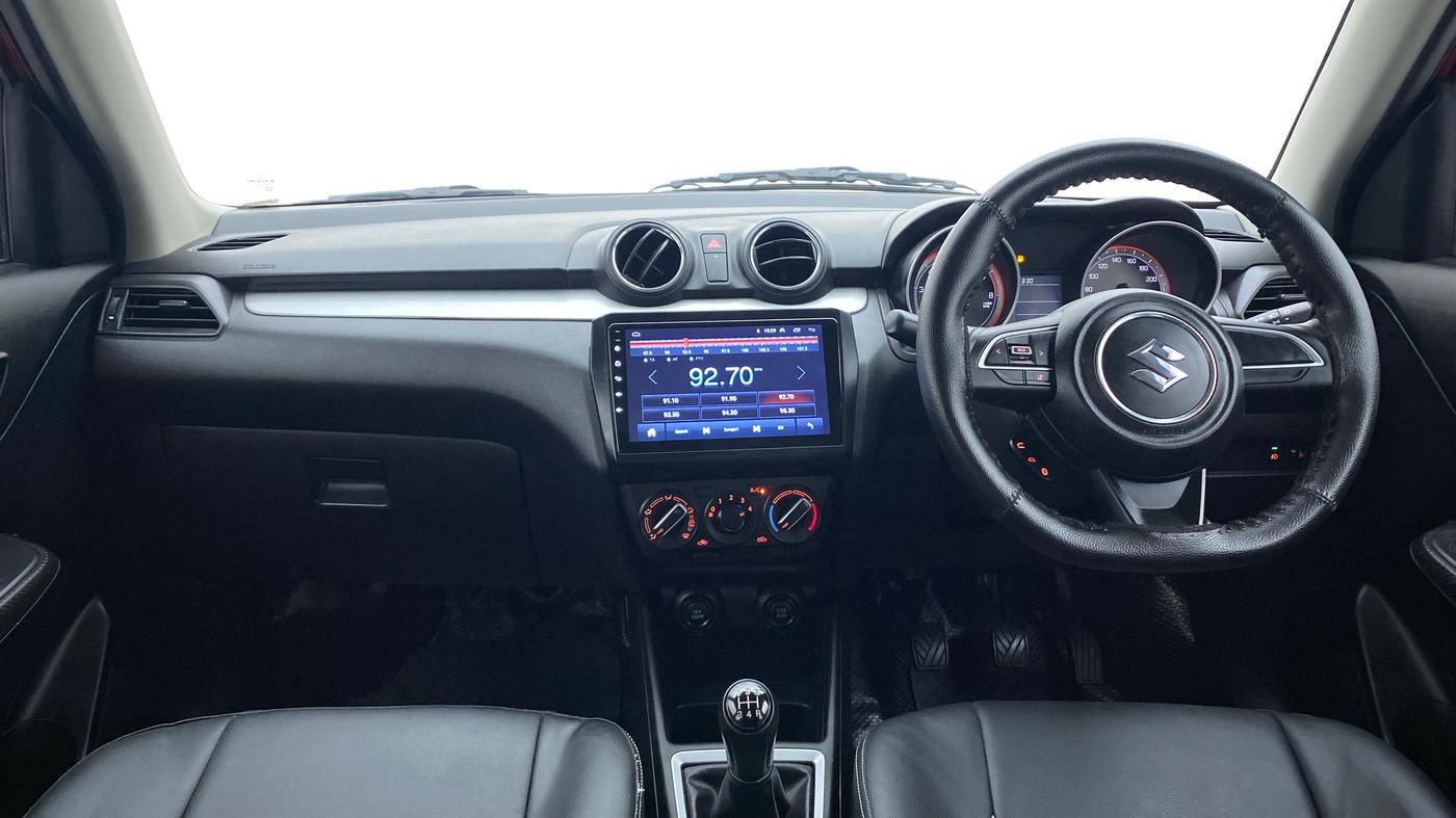 2020 Maruti Swift VXI, Petrol, Manual, 17,816 km, Dashboard