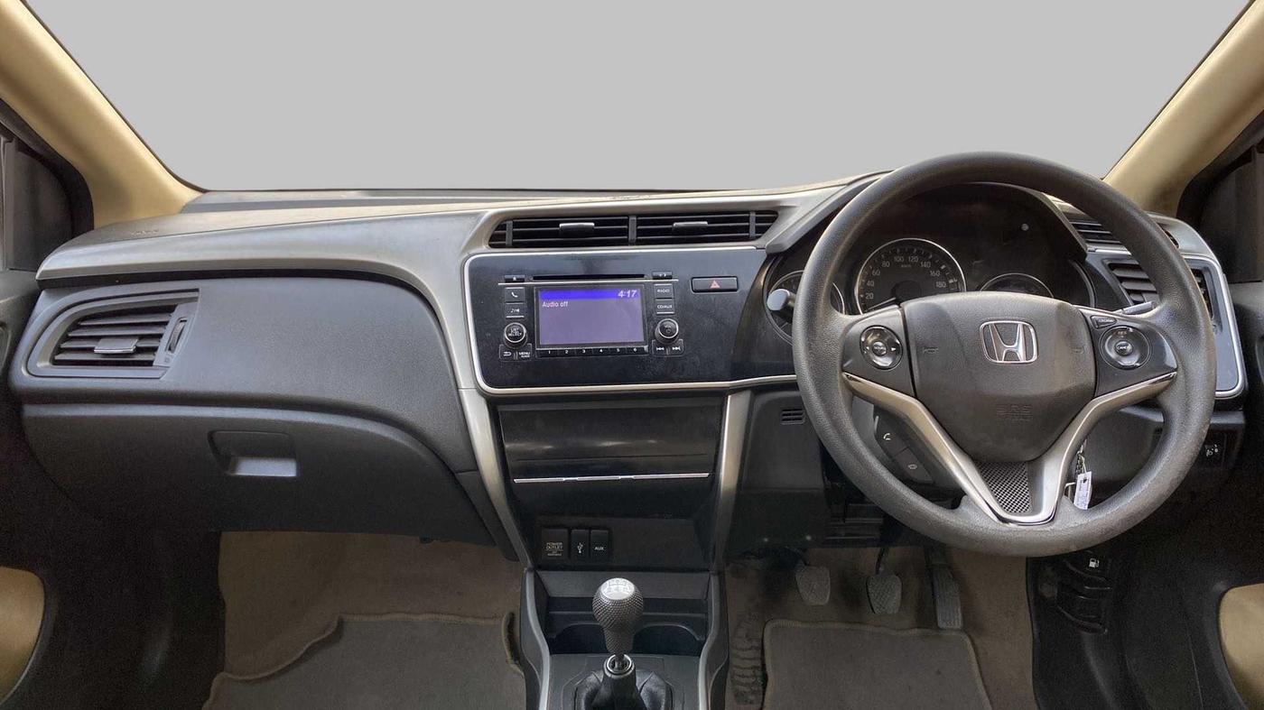 2016 Honda City V MT PETROL, Petrol, Manual, 51,618 km, Dashboard