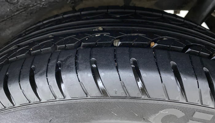 2017 Maruti Wagon R 1.0 VXI+ AMT, Petrol, Automatic, 54,469 km, Left Rear Tyre Tread
